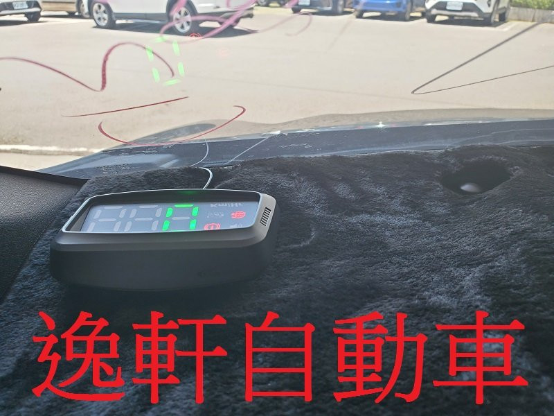 VIOS YARIS ALTIS RAV4經典版抬頭顯示器 車速/怠速提醒/超速警示 增加行車安全