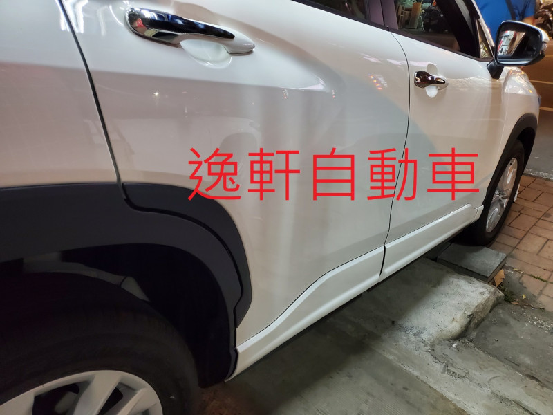 TOYOTA豐田改裝 CROSS CC專用包圍 GP套件 帶燈前包 後包 側裙 大包下巴 運動套件