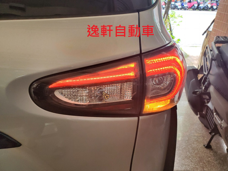 SIENTA 升級2021~尊爵版雙導光條LED尾燈 紅色倒光條 一組4件